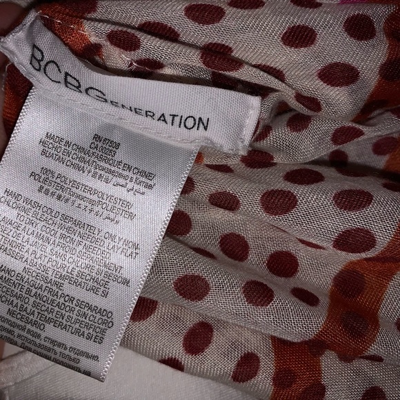 BCBGeneration infinity scarf - Picture 3 of 3